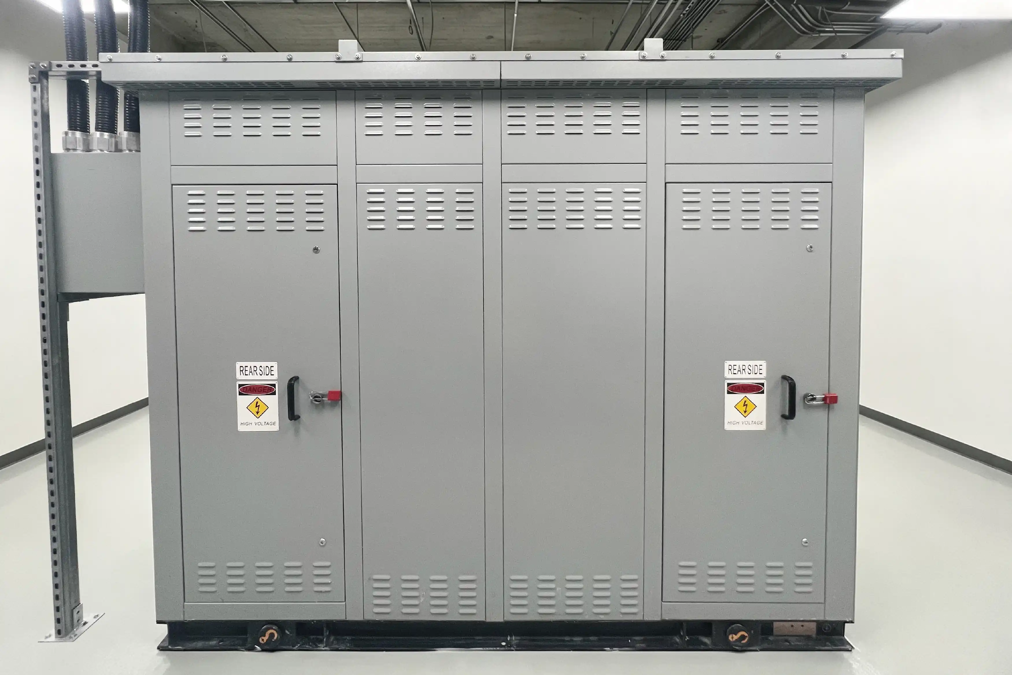 Transformateur sec enrobé de 1 000 kVA avec enveloppe Type 2 anti-éclaboussures pour le marché canadien