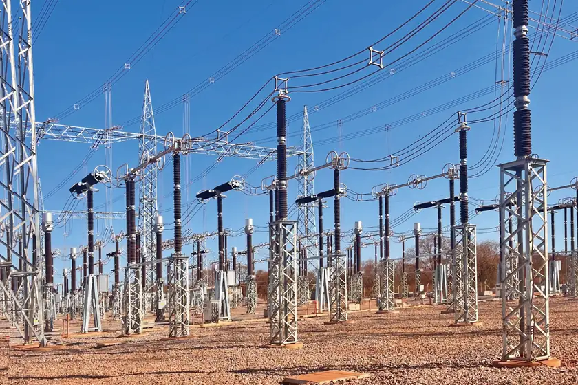 Poste extérieur 550 kV équipé de sectionneurs Sieyuan dans une centrale photovoltaïque au Brésil