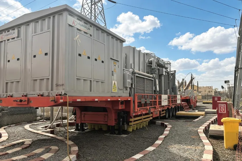 Poste mobile 145 kV d&eacute;ploy&eacute; sur un site de la Saudi Electricity Company